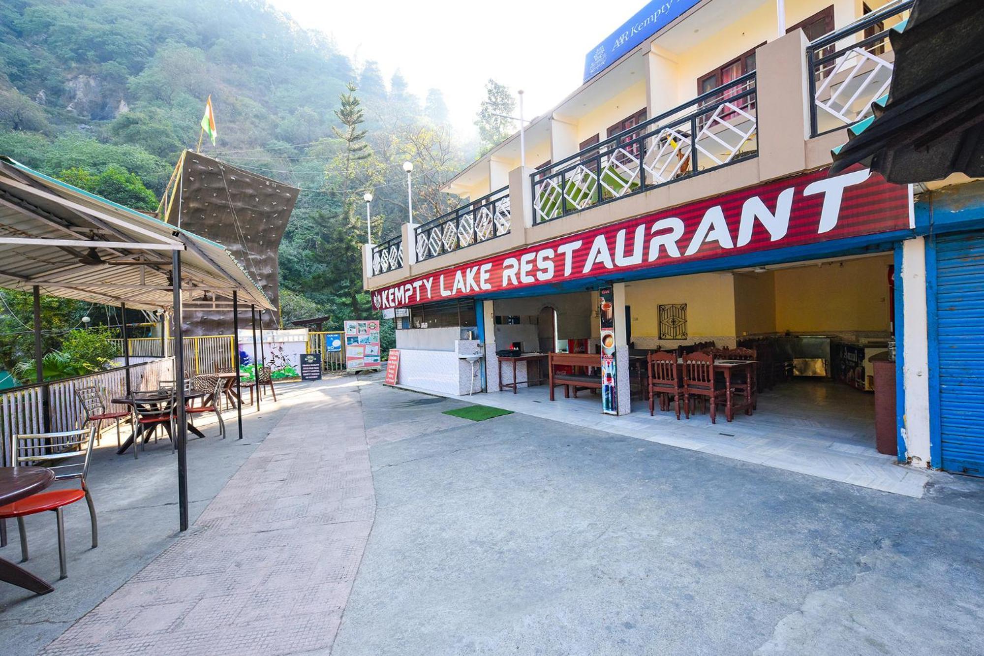 Fabhotel Kempty Lake Resort Mussoorie Eksteriør billede