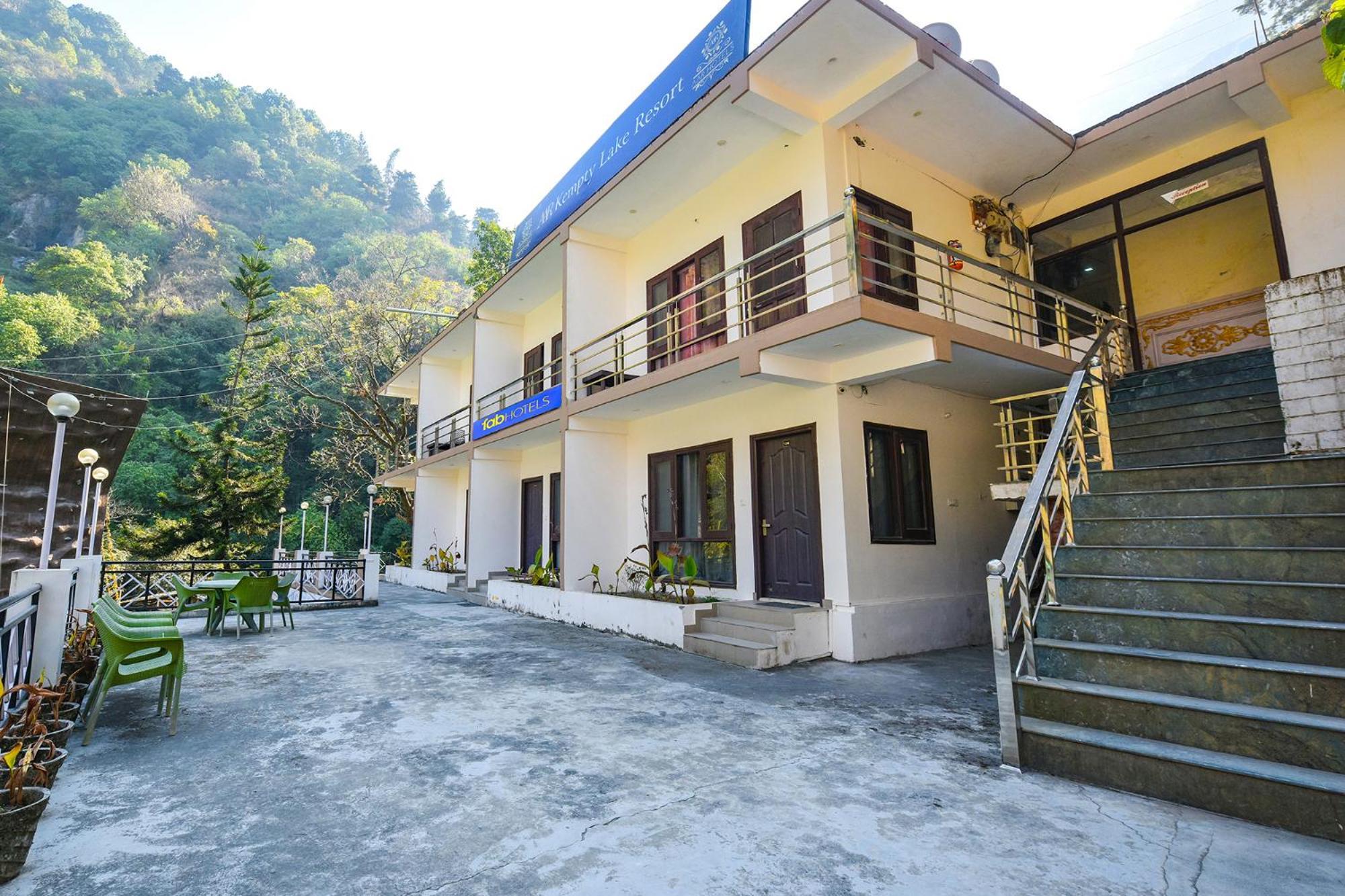 Fabhotel Kempty Lake Resort Mussoorie Eksteriør billede