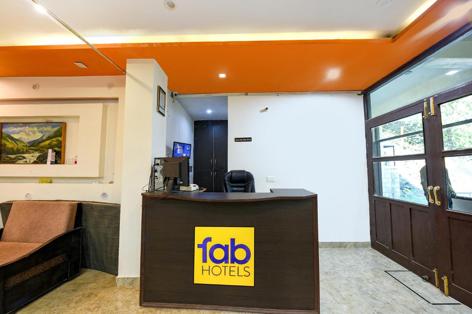 Fabhotel Kempty Lake Resort Mussoorie Eksteriør billede
